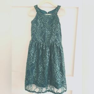 Children's Place Girls Size 5 Dress Spruce Shade (Greenish Blue)